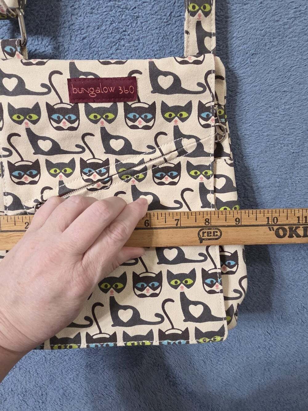 Bungalow 360 Canvas Bag Small Messenger Whimsical Cats - Picture 3 of 6